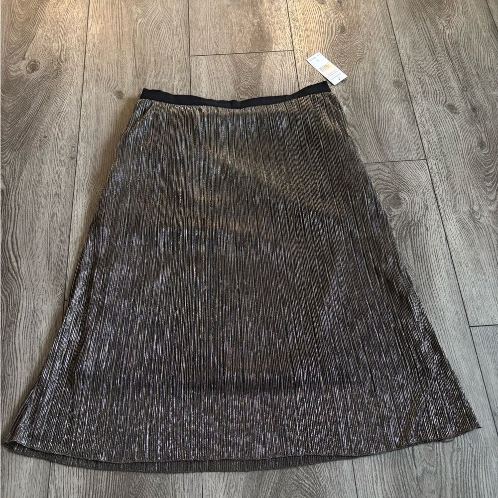 Rafaella castle rock skirt very shiny